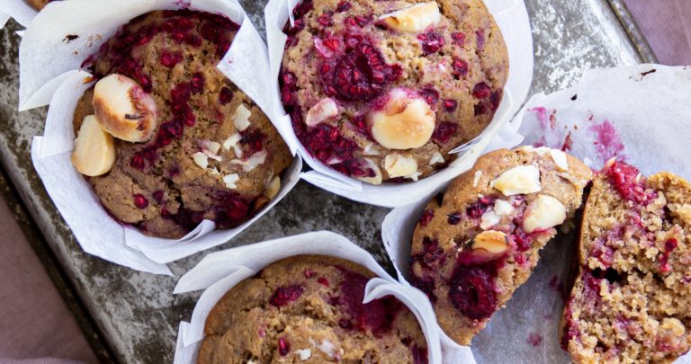 vegan raspberry muffins